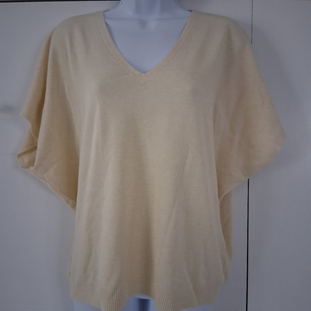 NWT Vila Milano/ Cream V-Neck Sweater/ Size US XL - Picture 2 of 9